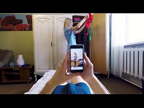 ❤️ Ua hoʻomake ʻo Stepsister i kona kaikunāne ma mua o ka hoʻi ʻana mai o ka makuahine ️❌ Fuck video ia makou ❌️